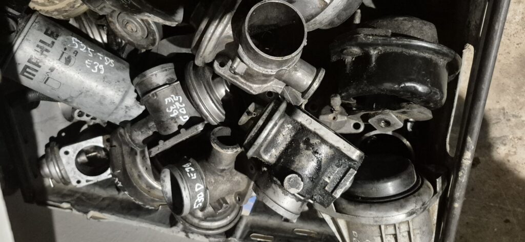 Vannes EGR et Supports Moteur BMW d'Origine – E46 E39 E60 E65 E53 E87