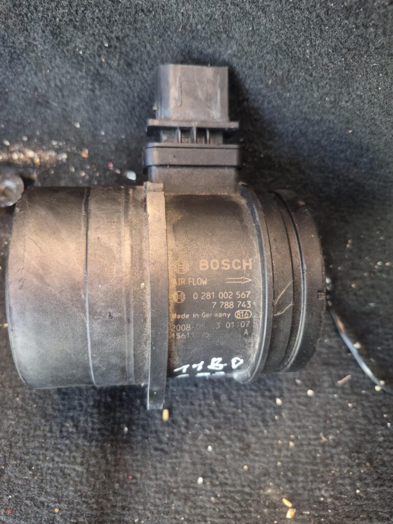 débitmètre d air BOSCH BMW 118d série 1 E87