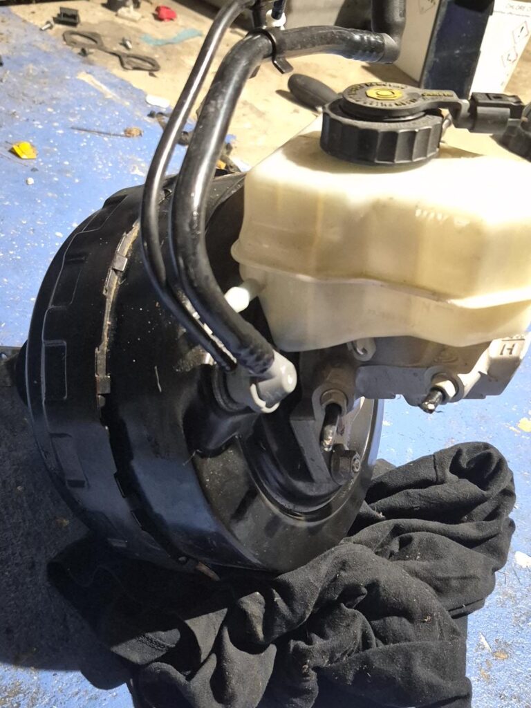Servofrein complet avec maître-cylindre BMW 118d E87